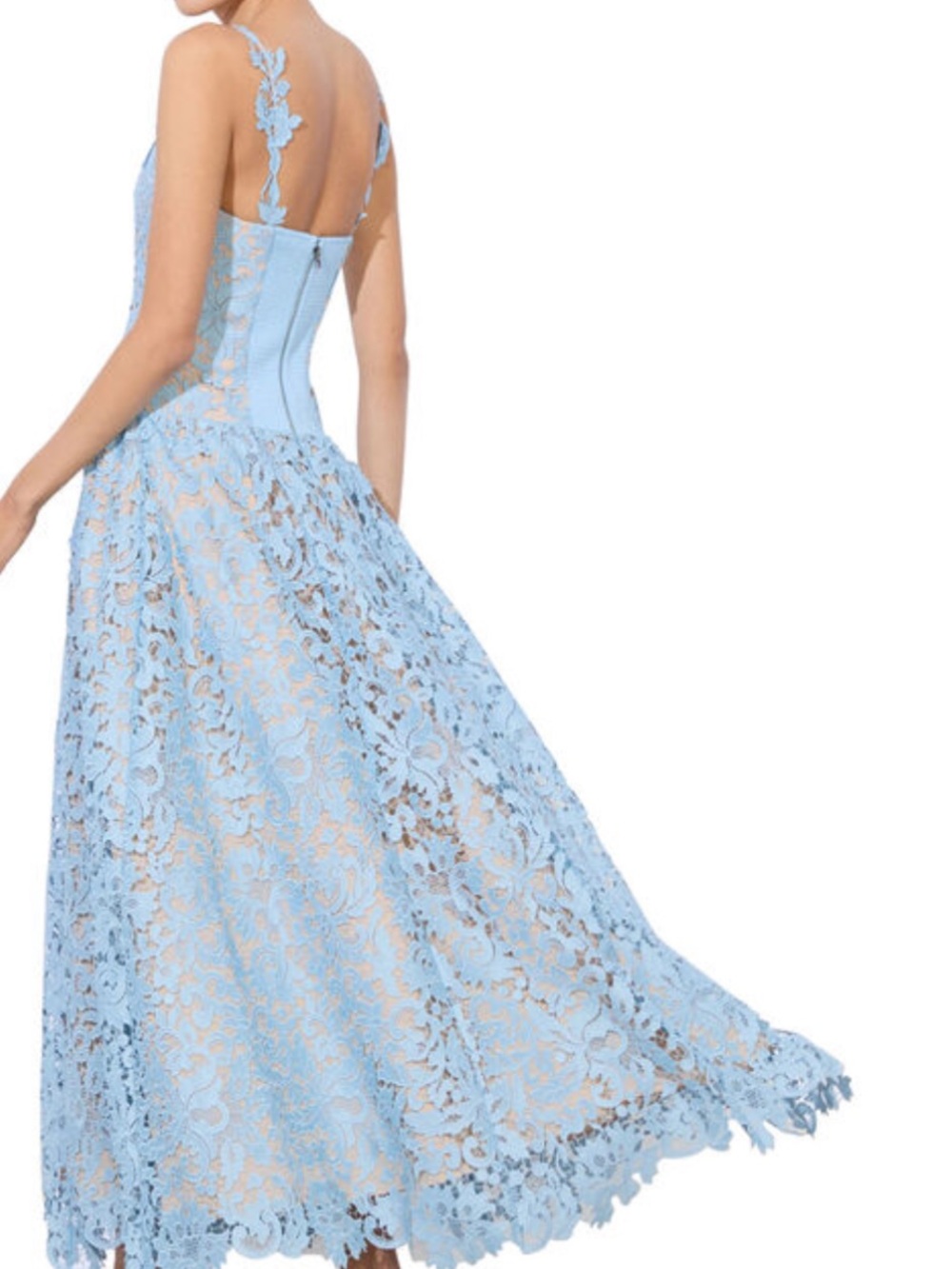 ALICE + OLIVIA
Anabella Scoop Neck Drop Waist Midi Dress - Picture 7 of 16